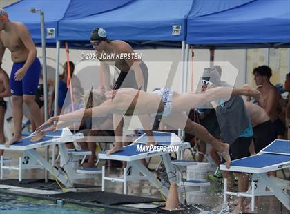 Thumbnail 1 in Tarpon Invitational photogallery.