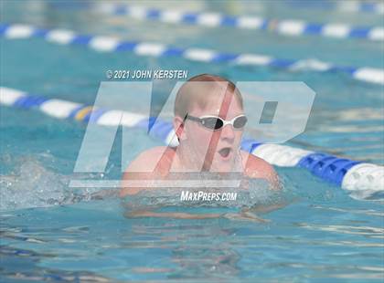 Thumbnail 2 in Tarpon Invitational photogallery.
