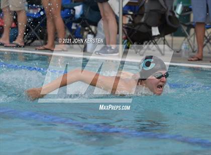 Thumbnail 2 in Tarpon Invitational photogallery.
