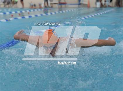 Thumbnail 2 in Tarpon Invitational photogallery.
