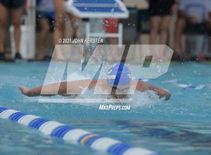 Thumbnail 3 in Tarpon Invitational photogallery.
