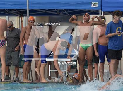 Thumbnail 3 in Tarpon Invitational photogallery.