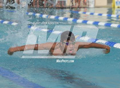 Thumbnail 1 in Tarpon Invitational photogallery.