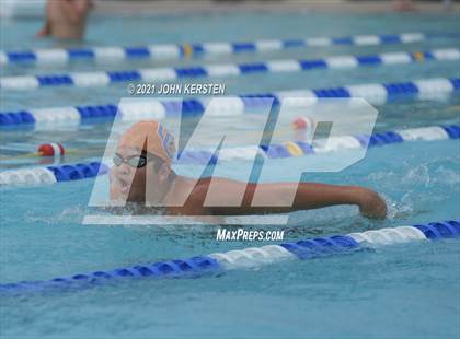 Thumbnail 2 in Tarpon Invitational photogallery.