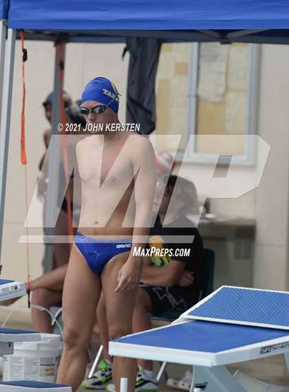 Thumbnail 1 in Tarpon Invitational photogallery.
