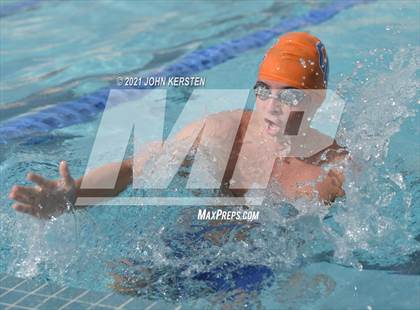 Thumbnail 1 in Tarpon Invitational photogallery.