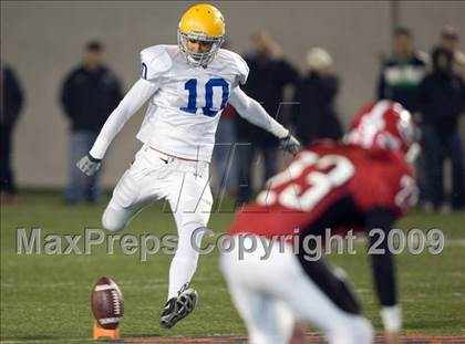 Thumbnail 3 in Garden Grove vs. La Mirada (CIF SS Southern Division Final) photogallery.