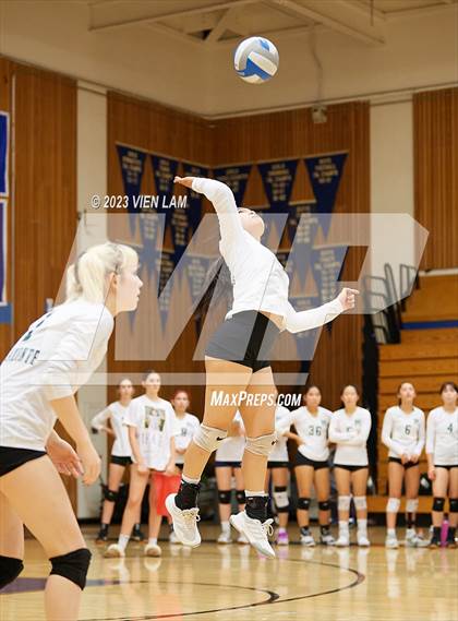 Thumbnail 2 in Acalanes @ Miramonte photogallery.