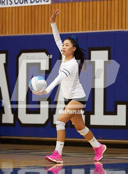 Thumbnail 1 in Acalanes @ Miramonte photogallery.
