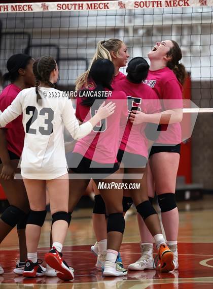 Thumbnail 2 in Butler @ South Mecklenburg photogallery.