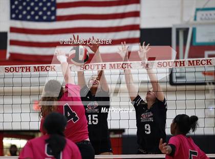 Thumbnail 2 in Butler @ South Mecklenburg photogallery.