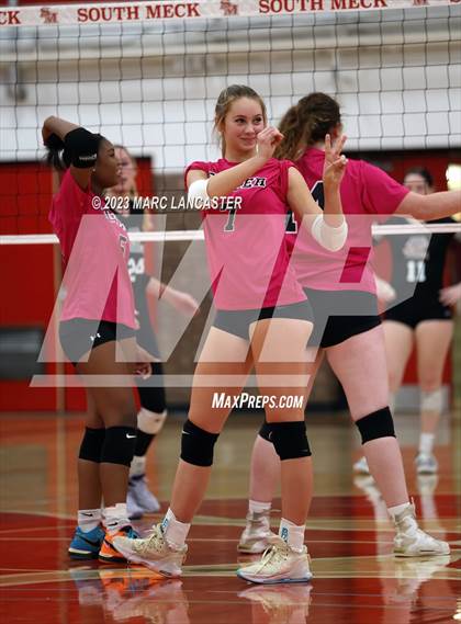 Thumbnail 3 in Butler @ South Mecklenburg photogallery.