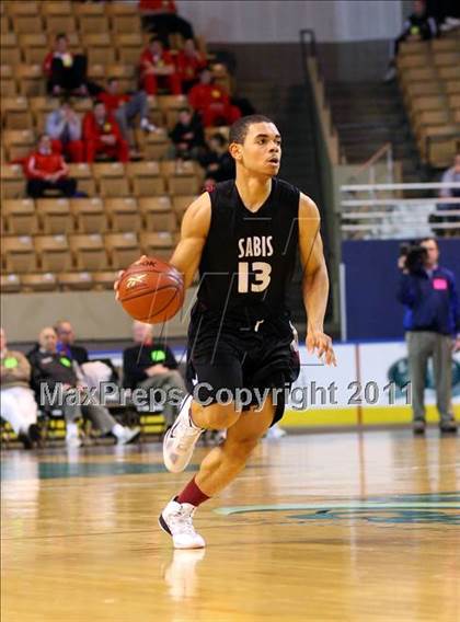Thumbnail 2 in Sabis vs Northbridge (MIAA Division 2 Semifinal) photogallery.