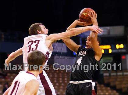 Thumbnail 3 in Sabis vs Northbridge (MIAA Division 2 Semifinal) photogallery.
