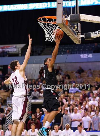 Thumbnail 1 in Sabis vs Northbridge (MIAA Division 2 Semifinal) photogallery.
