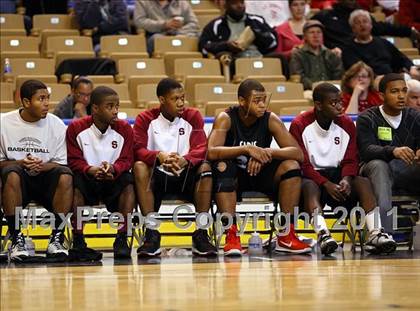 Thumbnail 2 in Sabis vs Northbridge (MIAA Division 2 Semifinal) photogallery.