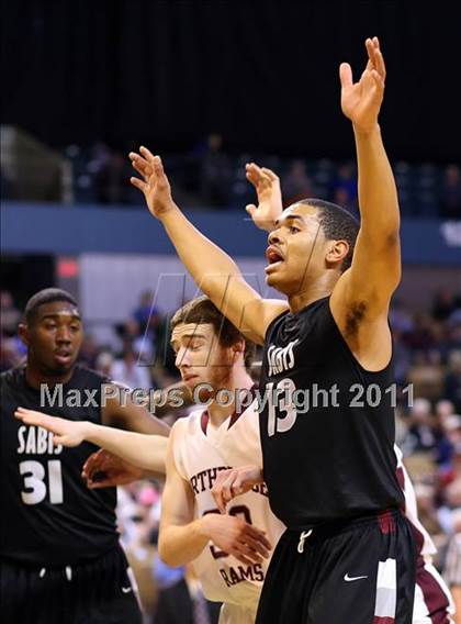 Thumbnail 1 in Sabis vs Northbridge (MIAA Division 2 Semifinal) photogallery.