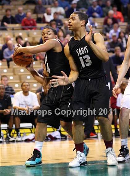 Thumbnail 3 in Sabis vs Northbridge (MIAA Division 2 Semifinal) photogallery.