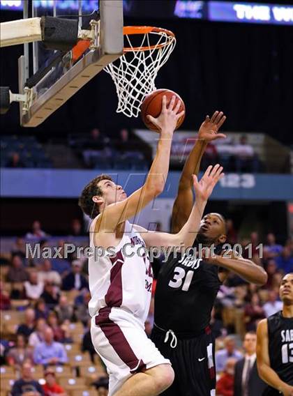 Thumbnail 1 in Sabis vs Northbridge (MIAA Division 2 Semifinal) photogallery.