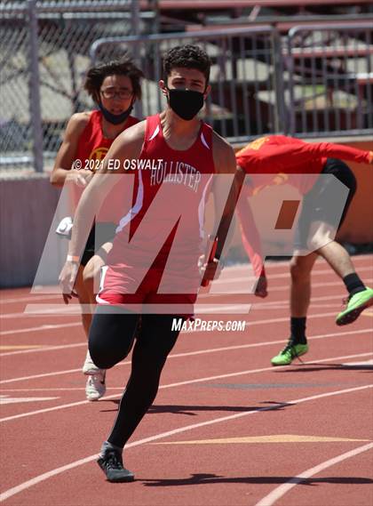 Thumbnail 1 in Pittsburg Relays (Relays: 4x100, 4x200, Distance Medley, Sprint Medley) photogallery.
