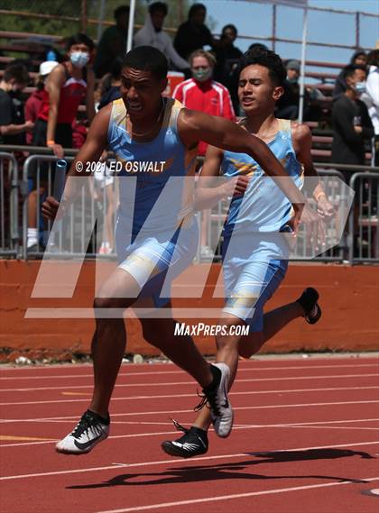 Thumbnail 3 in Pittsburg Relays (Relays: 4x100, 4x200, Distance Medley, Sprint Medley) photogallery.