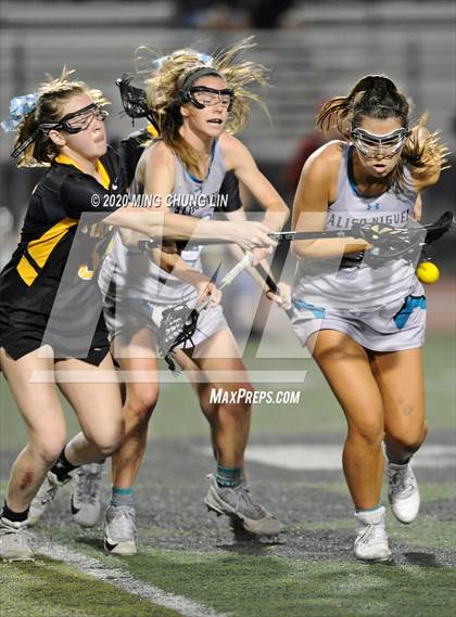 Thumbnail 3 in Aliso Niguel Girls Lacrosse (Extending the Season) photogallery.