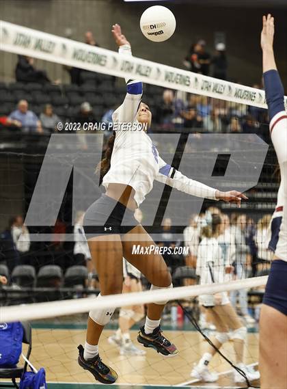 Thumbnail 1 in Bingham vs. Herriman (UHSAA 6A Quarterfinal Loss) photogallery.