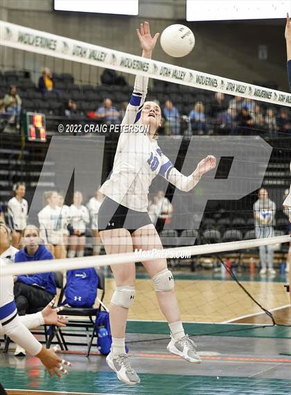 Thumbnail 2 in Bingham vs. Herriman (UHSAA 6A Quarterfinal Loss) photogallery.
