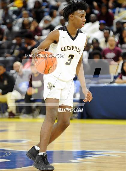 Thumbnail 3 in Breaux Bridge vs. Leesville (LHSAA 4A Semifinal) photogallery.