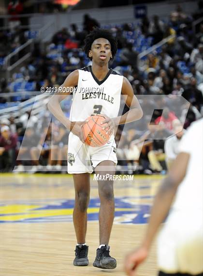 Thumbnail 2 in Breaux Bridge vs. Leesville (LHSAA 4A Semifinal) photogallery.