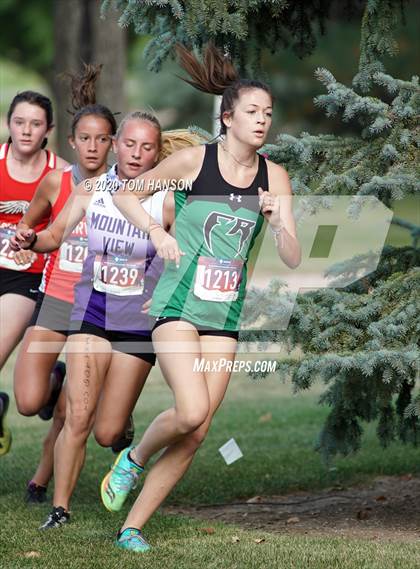 Thumbnail 2 in LHS Sweetheart Varsity photogallery.