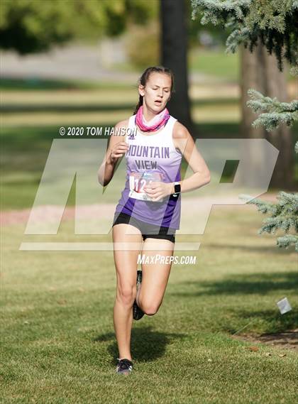 Thumbnail 3 in LHS Sweetheart Varsity photogallery.