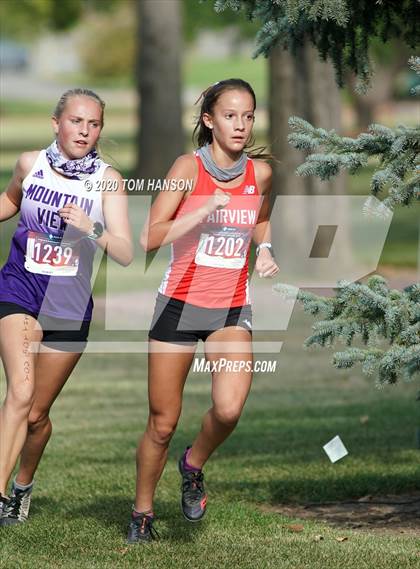 Thumbnail 2 in LHS Sweetheart Varsity photogallery.