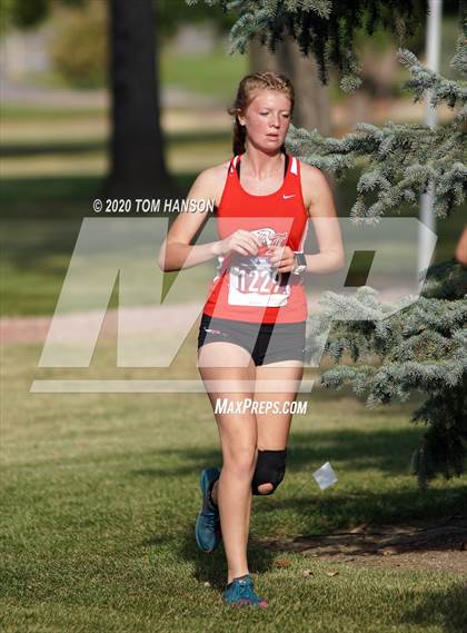 Thumbnail 2 in LHS Sweetheart Varsity photogallery.