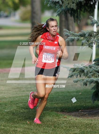 Thumbnail 2 in LHS Sweetheart Varsity photogallery.