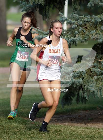 Thumbnail 2 in LHS Sweetheart Varsity photogallery.