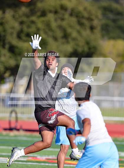 Thumbnail 1 in Menlo-Atherton @ Hillsdale (7v7 scrimmage) photogallery.