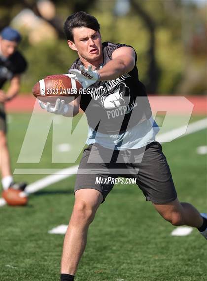 Thumbnail 2 in Menlo-Atherton @ Hillsdale (7v7 scrimmage) photogallery.