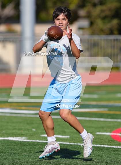 Thumbnail 2 in Menlo-Atherton @ Hillsdale (7v7 scrimmage) photogallery.