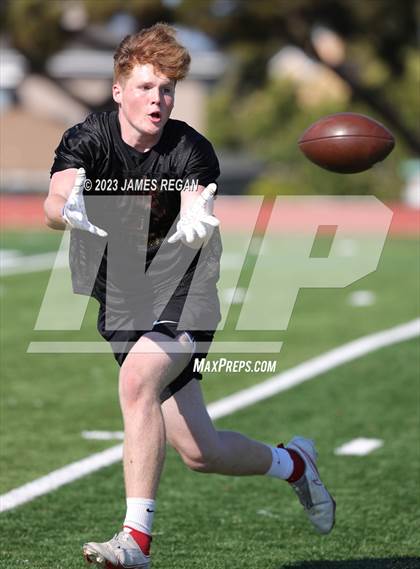 Thumbnail 3 in Menlo-Atherton @ Hillsdale (7v7 scrimmage) photogallery.
