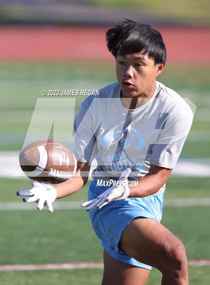 Thumbnail 3 in Menlo-Atherton @ Hillsdale (7v7 scrimmage) photogallery.
