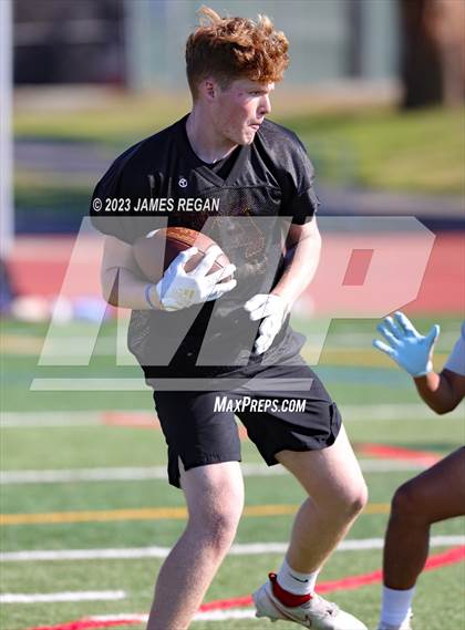 Thumbnail 1 in Menlo-Atherton @ Hillsdale (7v7 scrimmage) photogallery.