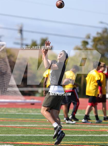 Thumbnail 2 in Menlo-Atherton @ Hillsdale (7v7 scrimmage) photogallery.