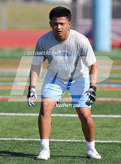Thumbnail 1 in Menlo-Atherton @ Hillsdale (7v7 scrimmage) photogallery.
