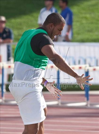Thumbnail 2 in CIF State Championships (Boys Shot Put) photogallery.