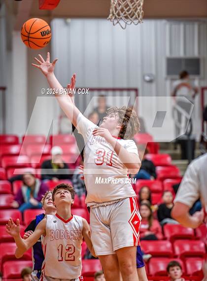 Thumbnail 1 in Elkins @ Flippin photogallery.