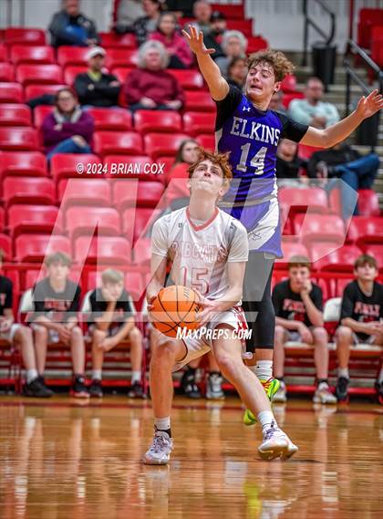 Thumbnail 2 in Elkins @ Flippin photogallery.