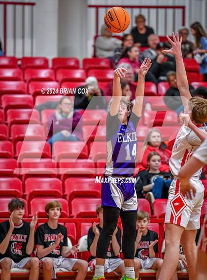 Thumbnail 1 in Elkins @ Flippin photogallery.