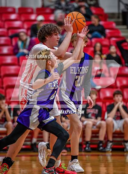 Thumbnail 3 in Elkins @ Flippin photogallery.