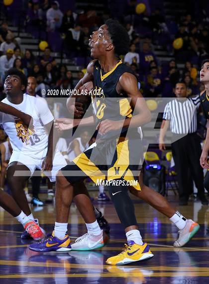 Thumbnail 1 in Warren vs. Lynwood photogallery.
